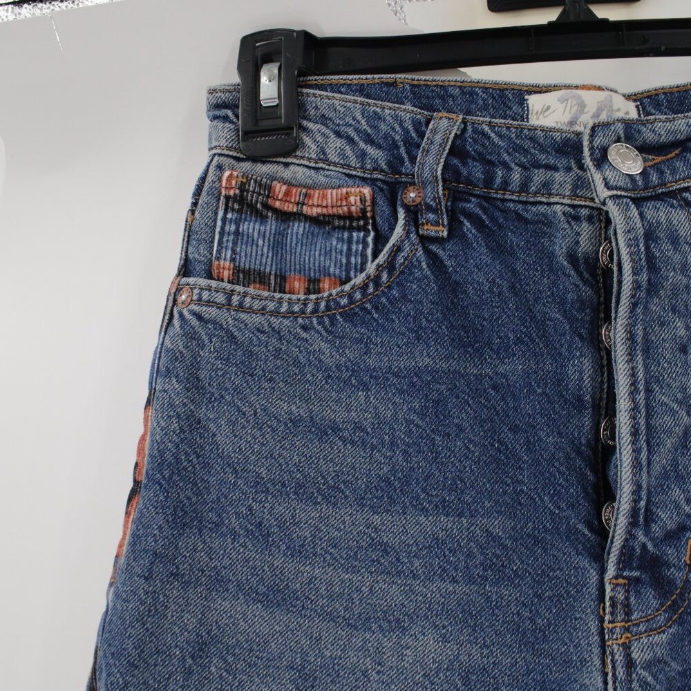 Women's Blue Pattern-Panel Jeans - Picture 3 of 12
